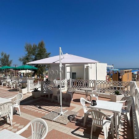 Hotel Bartolini Bellaria-Igea Marina Bagian luar foto